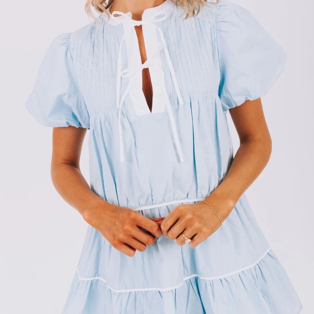 Tiered , bubble sleeve, bow, tie,   mini dress